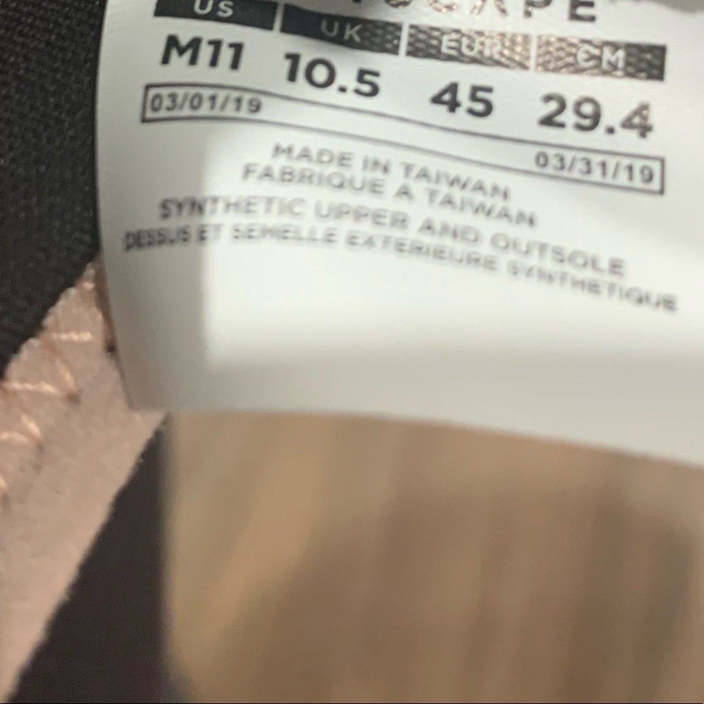 Vessi Men’s Everyday Waterproof Sneaker Shoes in Dusty Rose Pink - Picture 6 of 7